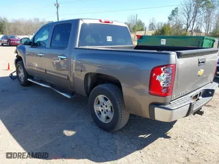 2012 Chevrolet Silverado 1500 LT with VIN 3GCPCSE07CG204577, listed as a IAAI auction lot 41629601 with 321,459 mi miles. Bid and sale history available at carsss.com. Image 3.