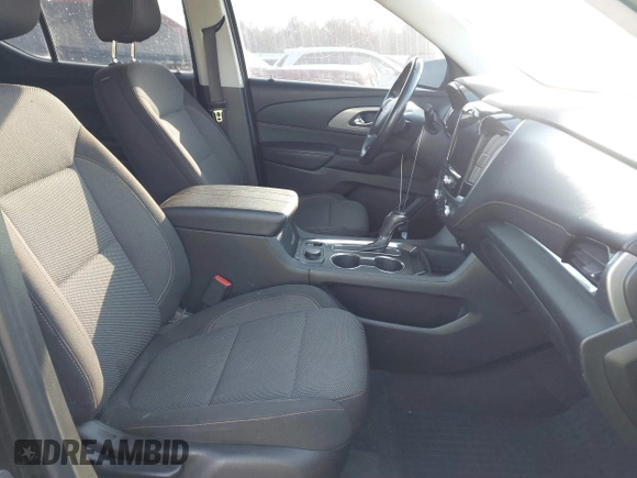 2020 Chevrolet Traverse LT Cloth with VIN 1GNERGKW0LJ315991, listed as a IAAI auction lot 41770732 with 70,433 mi miles. Bid and sale history available at carsss.com. Image 5.