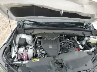 2025 Toyota Highlander XLE with VIN 5TDAAAB58SS078591, listed as a Copart auction lot 54200165 with 3,140 mi miles and Salvage title. Bid and sale history available at DreamBid. Image 16.