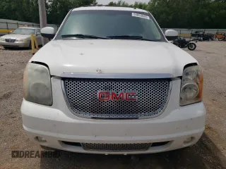 2011 GMC Yukon SLE with VIN 1GKS1AE04BR334975, listed as a Copart auction lot 54853665 with 216,335 mi miles and Clean Title. Bid and sale history available at carsss.com. Image 5.