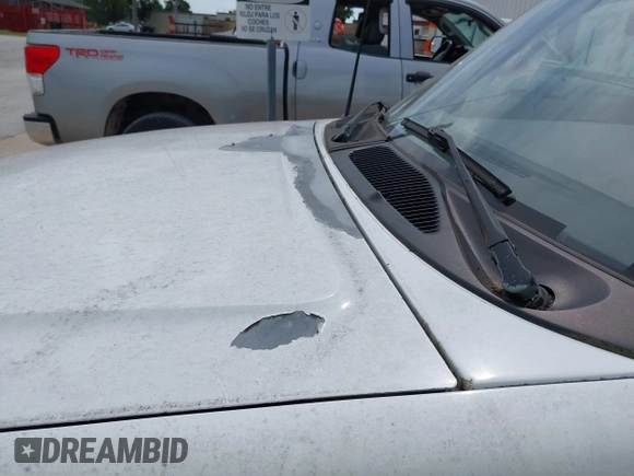 1996 Ford Explorer with VIN 1FMCU24X4TUC82009, listed as a IAAI auction lot 42829672 with 113,106 mi miles and . Bid and sale history available at DreamBid. Image 6.
