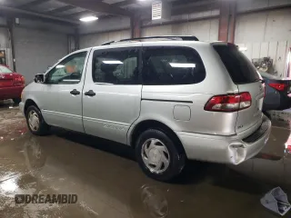 2003 Toyota Sienna LE with VIN 4T3ZF13C13U554293, listed as a Copart auction lot 79553304 with 162,866 mi miles and Salvage Title. Bid and sale history available at carsss.com. Image 2.