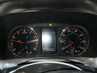 2018 Toyota RAV4 SE with VIN JTMJFREV5JJ210827, listed as a Copart auction lot 45772895 with 125,526 mi miles and Salvage Title. Bid and sale history available at carsss.com. Image 9.