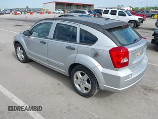 2007 Dodge Caliber SXT z VIN 1B3HB48B67D388172, wystawiony jako IAAI lot #42149226 z przebiegiem 49 122 mil mil oraz . Historia ofert i sprzedaży dostępna na DreamBid. Obrazek 3.