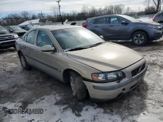 2001 Volvo S60 with VIN YV1RS61R812081198, listed as a Copart auction lot 42083995 with 96,753 mi miles and Salvage Title. Bid and sale history available at carsss.com. Image 4.