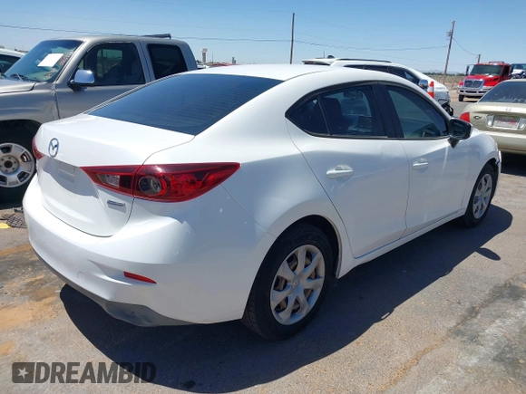 2015 Mazda 3 i Sport z VIN 3MZBM1U7XFM162683, wystawiony jako IAAI lot #39303837 z przebiegiem 137 959 mil mil oraz . Historia ofert i sprzedaży dostępna na DreamBid. Obrazek 4.