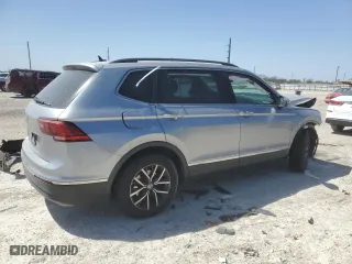 2020 Volkswagen Tiguan SE with VIN 3VV3B7AX0LM163388, listed as a Copart auction lot 50042615 with 157,904 mi miles and Salvage Title. Bid and sale history available at carsss.com. Image 3.