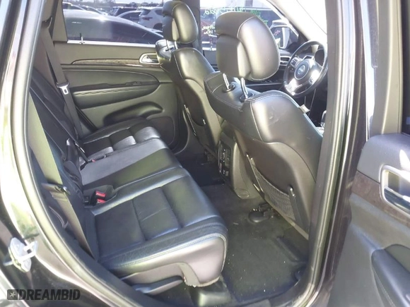 2011 Jeep Grand Cherokee Laredo with VIN 1J4RR4GG0BC656301, listed as a IAAI auction lot 41894106 with 95,293 mi miles. Bid and sale history available at carsss.com. Image 8.