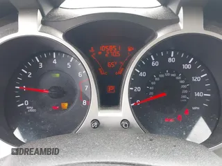 2012 Nissan Juke SL z VIN JN8AF5MVXCT128078, wystawiony jako IAAI lot #42354638 z przebiegiem 105 851 mil mil oraz . Historia ofert i sprzedaży dostępna na DreamBid. Obrazek 7.