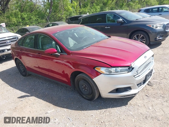 2013 Ford Fusion S with VIN 3FA6P0G77DR162972, listed as a IAAI auction lot 42144921 with 130,441 mi miles. Bid and sale history available at carsss.com. Image 1.