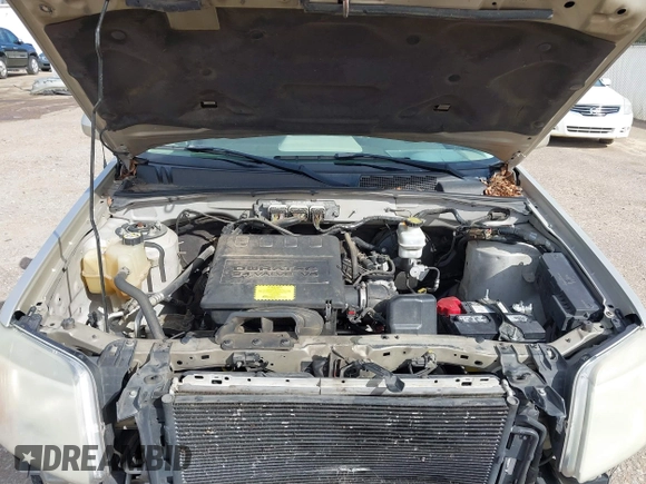 2010 Mercury Mariner Premier with VIN 4M2CN8HG4AKJ05736, listed as a IAAI auction lot 41744987 with 209,819 mi miles and . Bid and sale history available at DreamBid. Image 10.