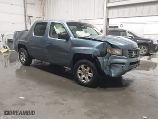 2008 Honda Ridgeline RTS with VIN 2HJYK16488H527235, listed as a IAAI auction lot 41815770 with 176,982 mi miles. Bid and sale history available at carsss.com. Image 1.
