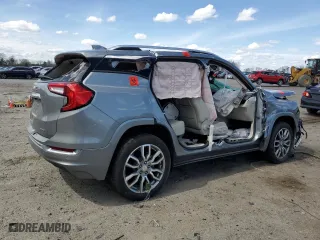 2024 GMC Terrain Denali with VIN 3GKALXEG9RL267975, listed as a Copart auction lot 51266975 with 0 mi miles and Salvage Title. Bid and sale history available at carsss.com. Image 3.