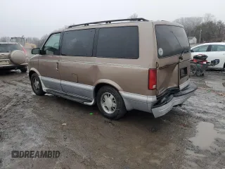 2000 GMC Safari with VIN 1GKDM19W9YB537215, listed as a Copart auction lot 44083255 with 230,032 mi miles and Salvage Title. Bid and sale history available at carsss.com. Image 2.