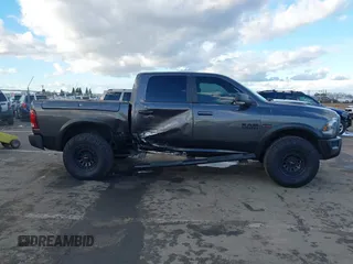 2017 Ram 1500 Rebel z VIN 1C6RR7YT2HS734120, wystawiony jako IAAI lot #41590424 z przebiegiem 113 034 mil mil oraz . Historia ofert i sprzedaży dostępna na DreamBid. Obrazek 13.