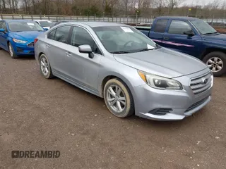 2015 Subaru Legacy 2.5i Premium with VIN 4S3BNBC61F3031089, listed as a IAAI auction lot 41709421 with 194,813 mi miles. Bid and sale history available at carsss.com. Image 1.