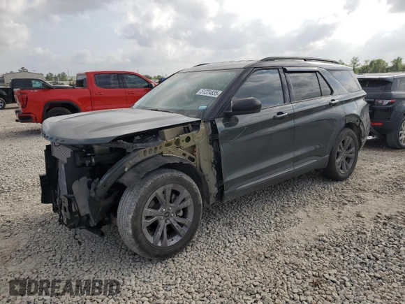 2022 Ford Explorer XLT with VIN 1FMSK7DH5NGC38366, listed as a Copart auction lot 51224835 with 24,909 mi miles and Salvage Title. Bid and sale history available at carsss.com. Image 1.