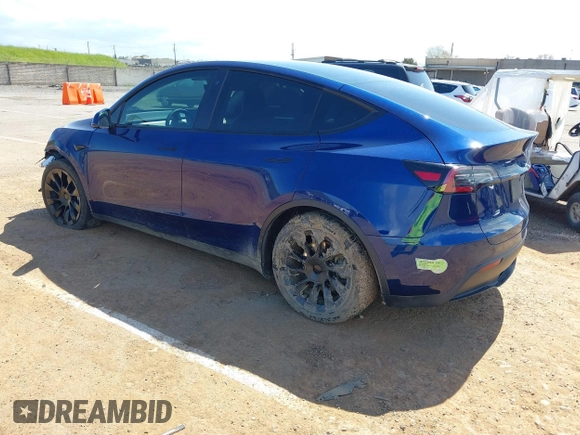2020 Tesla Model Y Long Range with VIN 5YJYGDEF4LF000494, listed as a IAAI auction lot 41894856 with 118,638 mi miles and . Bid and sale history available at DreamBid. Image 3.