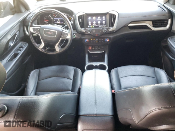 2021 GMC Terrain SLT z VIN 3GKALPEV2ML381792, wystawiony jako Copart lot #59988955 z przebiegiem 45 319 mil mil oraz Szkoda całkowita • Salvage title. Historia ofert i sprzedaży dostępna na DreamBid. Obrazek 8.