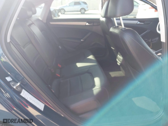 2020 Volkswagen Passat 2.0T SE with VIN 1VWSA7A33LC009556, listed as a IAAI auction lot 40989431 with 96,540 mi miles. Bid and sale history available at carsss.com. Image 8.