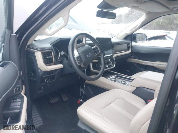 2023 Ford Expedition Max Limited with VIN 1FMJK2A80PEA55622, listed as a IAAI auction lot 41488299 with 60,807 mi miles. Bid and sale history available at carsss.com. Image 5.