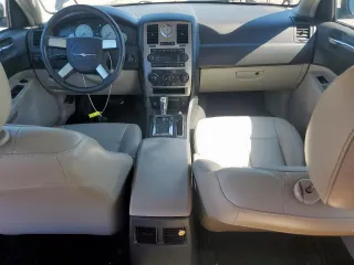 2006 Chrysler 300 Touring with VIN 2C3KA53GX6H438416, listed as a Copart auction lot 53726185 with 199,286 mi miles and Salvage Title. Bid and sale history available at carsss.com. Image 8.