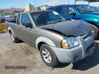 2001 Nissan Frontier XE z VIN 1N6DD26S91C322174, wystawiony jako IAAI lot #42840217 z przebiegiem 266 695 mil mil oraz . Historia ofert i sprzedaży dostępna na DreamBid. Obrazek 1.
