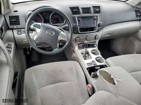 2013 Toyota Highlander with VIN 5TDZK3EH9DS136938, listed as a Copart auction lot 42528195 with 162,545 mi miles and Salvage Title. Bid and sale history available at carsss.com. Image 8.