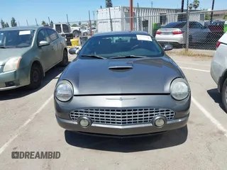 2003 Ford Thunderbird Deluxe z VIN 1FAHP60AX3Y109880, wystawiony jako IAAI lot #42336922 z przebiegiem 213 477 mil mil oraz . Historia ofert i sprzedaży dostępna na DreamBid. Obrazek 12.