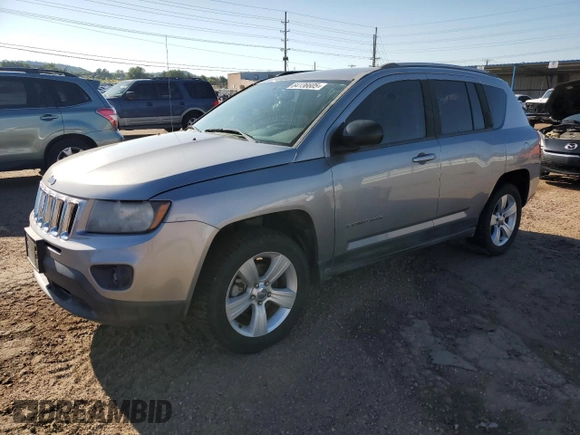 2016 Jeep Compass Sport z VIN 1C4NJCBA6GD553393, wystawiony jako Copart lot #64136605 z przebiegiem 93 909 mil mil oraz Czysty tytuł • Clean title. Historia ofert i sprzedaży dostępna na DreamBid. Obrazek 1.