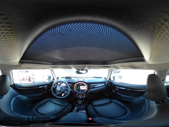 2020 MINI Hardtop Cooper S z VIN WMWXR5C07L2L55038, wystawiony jako IAAI lot #42031685 z przebiegiem 20 629 mil mil oraz . Historia ofert i sprzedaży dostępna na DreamBid. Obrazek 18.