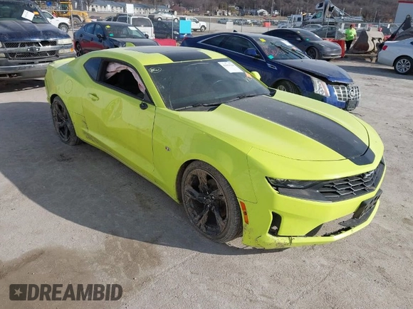 2020 Chevrolet Camaro 1LT z VIN 1G1FB1RSXL0130718, wystawiony jako IAAI lot #41653708 z przebiegiem 96 577 mil mil oraz . Historia ofert i sprzedaży dostępna na DreamBid. Obrazek 1.