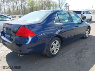 2006 Honda Accord Sdn LX SE with VIN 1HGCM563X6A181385, listed as a IAAI auction lot 41951381 with 256,164 mi miles. Bid and sale history available at carsss.com. Image 4.