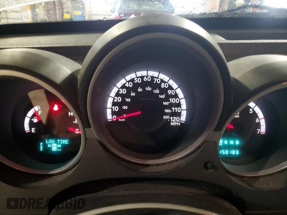 2010 Dodge Nitro SXT z VIN 1D4PU5GK7AW112562, wystawiony jako Copart lot #45113225 z przebiegiem 150 183 mil mil oraz Szkoda całkowita • Salvage title. Historia ofert i sprzedaży dostępna na DreamBid. Obrazek 9.