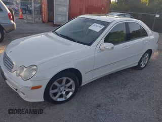 2007 Mercedes-Benz C 280 Luxury with VIN WDBRF54H47A935172, listed as a IAAI auction lot 41702794 with 138,889 mi miles and . Bid and sale history available at DreamBid. Image 2.
