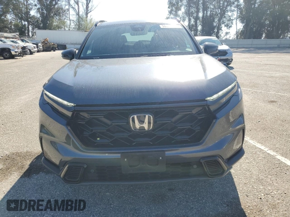 2025 Honda CR-V Sport-L with VIN 2HKRS6H84SH800949, listed as a Copart auction lot 50391695 with 8,628 mi miles and Salvage Title. Bid and sale history available at DreamBid. Image 5.