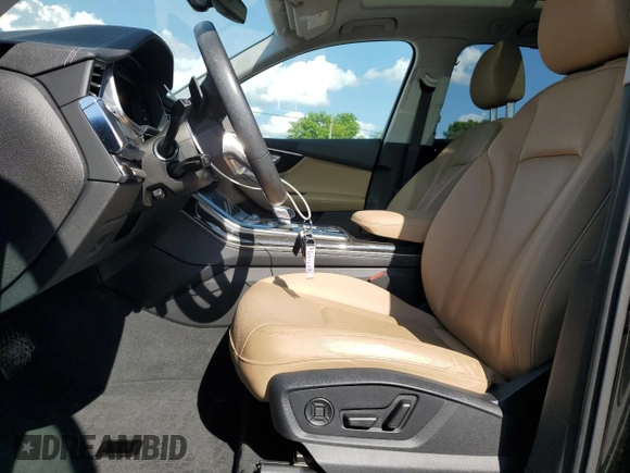 2023 Audi Q7 Premium Plus with VIN WA1LXBF70PD005334, listed as a Copart auction lot 61953055 with 43,136 mi miles and Salvage title. Bid and sale history available at DreamBid. Image 7.