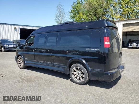 2018 Chevrolet Express Cargo Van with VIN 1GCWGBFG5J1242705, listed as a Copart auction lot 55627615 with 77,611 mi miles and Clean Title. Bid and sale history available at carsss.com. Image 2.