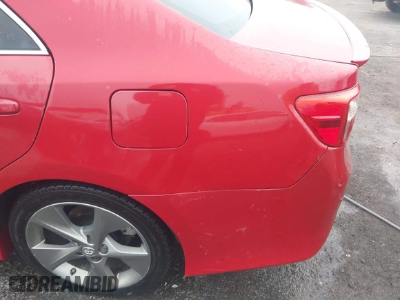 2014 Toyota Camry L with VIN 4T1BF1FK8EU842134, listed as a IAAI auction lot 41500515 with 147,156 mi miles. Bid and sale history available at carsss.com. Image 18.