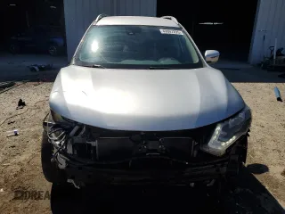 2019 Nissan Rogue SV with VIN KNMAT2MT0KP525548, listed as a Copart auction lot 49007295 with 91,305 mi miles and Non Repairable. Bid and sale history available at DreamBid. Image 5.