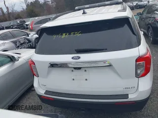 2022 Ford Explorer XLT with VIN 1FMSK8DH8NGA53766, listed as a IAAI auction lot 41588336 with 11,916 mi miles and . Bid and sale history available at DreamBid. Image 16.