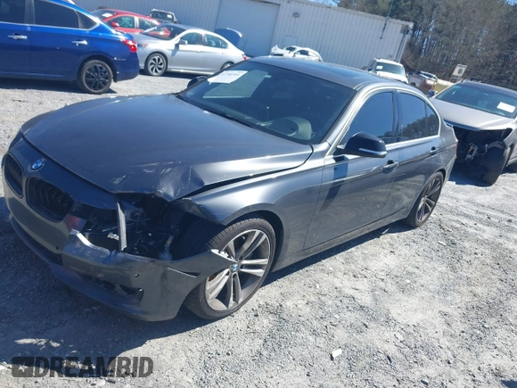 2013 BMW 3 Series ActiveHybrid 3 with VIN WBA3F9C50DF484095, listed as a IAAI auction lot 41780384 with 172,110 mi miles. Bid and sale history available at carsss.com. Image 17.