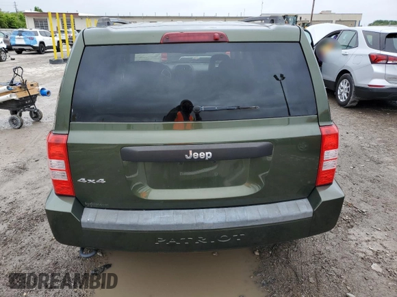 2009 Jeep Patriot Sport z VIN 1J4FF28B39D249631, wystawiony jako Copart lot #55471465 z przebiegiem 130 667 mil mil oraz Czysty tytuł • Clean title. Historia ofert i sprzedaży dostępna na DreamBid. Obrazek 6.