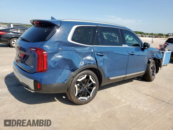 2024 Kia Telluride S with VIN 5XYP6DGC7RG492778, listed as a Copart auction lot 65922665 with 35,655 mi miles and Salvage title. Bid and sale history available at DreamBid. Image 3.