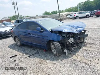 2020 Hyundai Elantra Value Edition z VIN 5NPD84LF1LH561493, wystawiony jako IAAI lot #42424278 z przebiegiem 103 284 mil mil oraz . Historia ofert i sprzedaży dostępna na DreamBid. Obrazek 1.