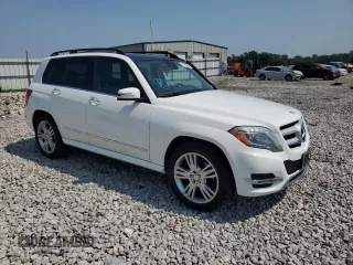 2015 Mercedes-Benz GLK 350 with VIN WDCGG8JB6FG434345, listed as a Copart auction lot 70047154 with 135,098 mi miles and Salvage Title. Bid and sale history available at DreamBid. Image 4.