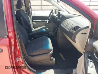 2008 Dodge Grand Caravan SE with VIN 2D8HN44H98R704647, listed as a IAAI auction lot 42570939 with 163,994 mi miles and . Bid and sale history available at DreamBid. Image 5.