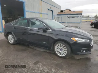 2016 Ford Fusion SE Hybrid with VIN 3FA6P0LU1GR173062, listed as a Copart auction lot 53321515 with 240,767 mi miles and Clean Title. Bid and sale history available at carsss.com. Image 4.