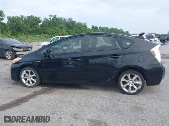 2013 Toyota Prius One z VIN JTDKN3DU1D5702331, wystawiony jako IAAI lot #42467250 z przebiegiem 178 452 mil mil oraz . Historia ofert i sprzedaży dostępna na DreamBid. Obrazek 14.