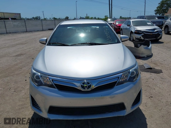 2012 Toyota Camry L with VIN 4T1BF1FK2CU190723, listed as a IAAI auction lot 42009549 with 152,303 mi miles. Bid and sale history available at carsss.com. Image 12.
